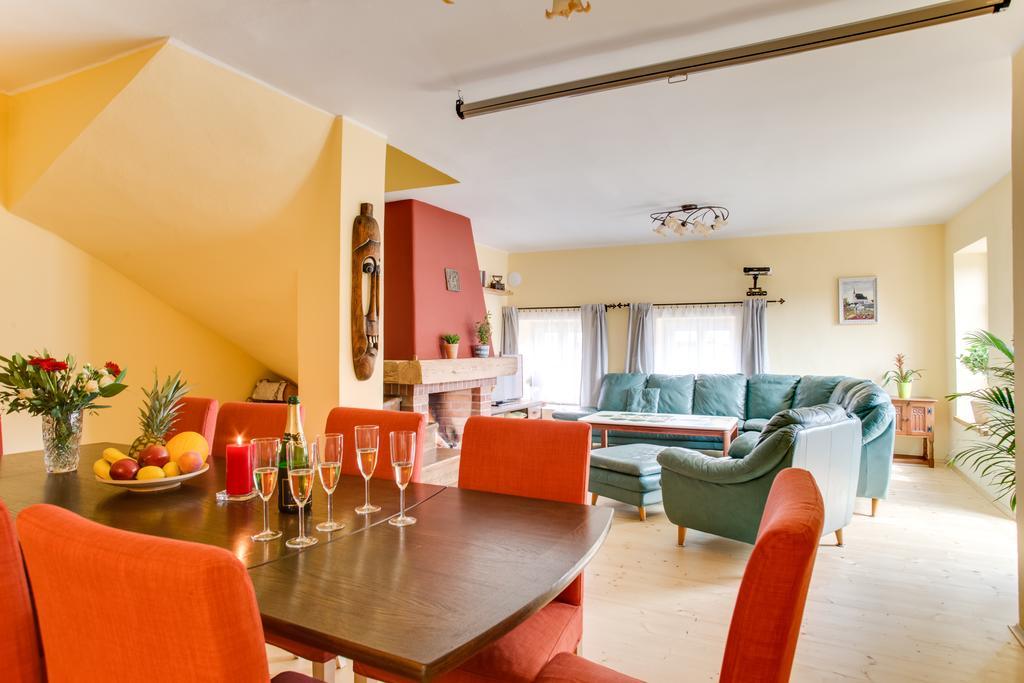 Český Krumlov Amazing 5 Bedroom House Krumlov 82 - 4 Min Walk To Main Square מראה חיצוני תמונה